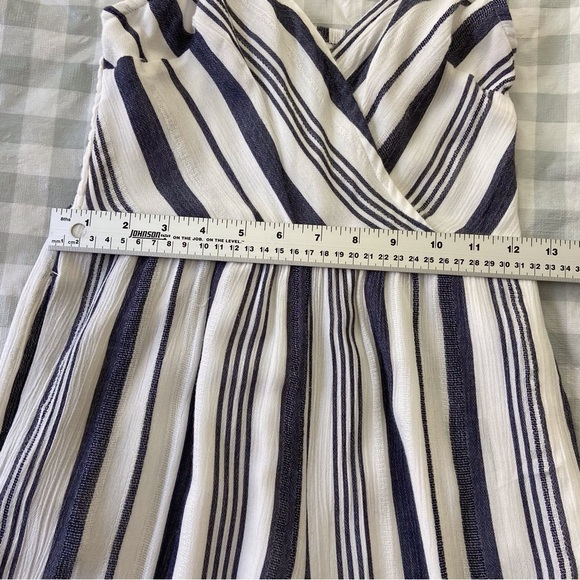 AEO jumpsuit wide legs flare blue white striped light Bohemian smock back XS - Picture 10 of 15